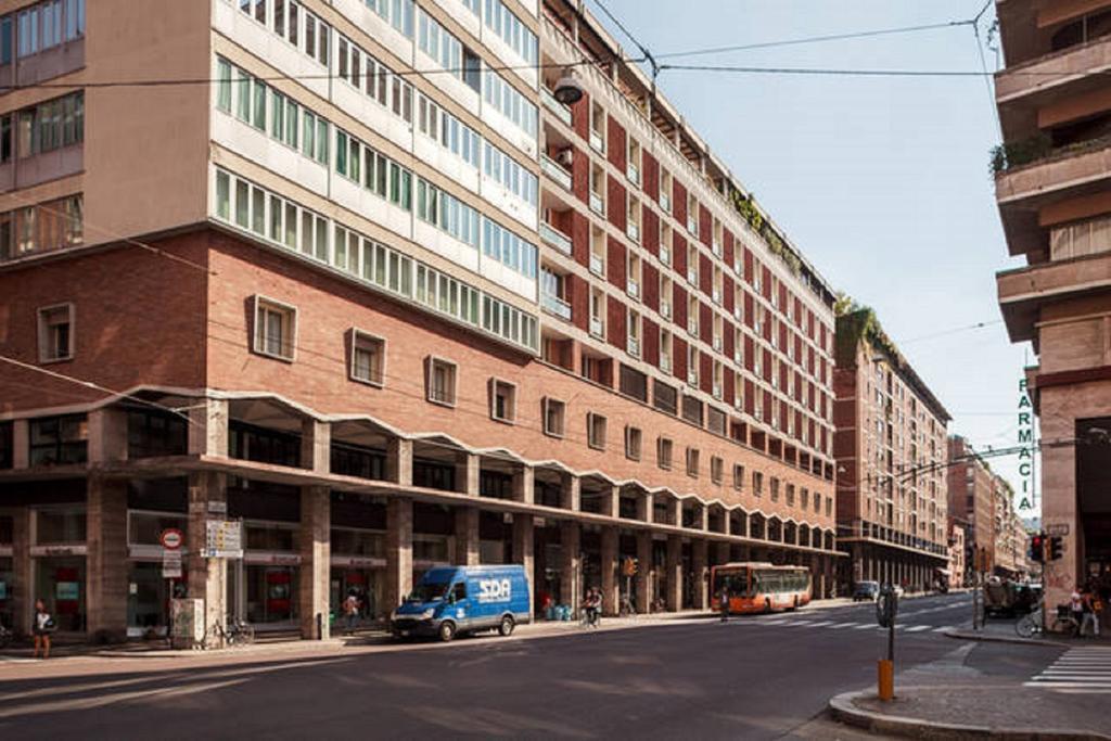 Riva Reno Apartments - Bologna Short Rental, Bologna